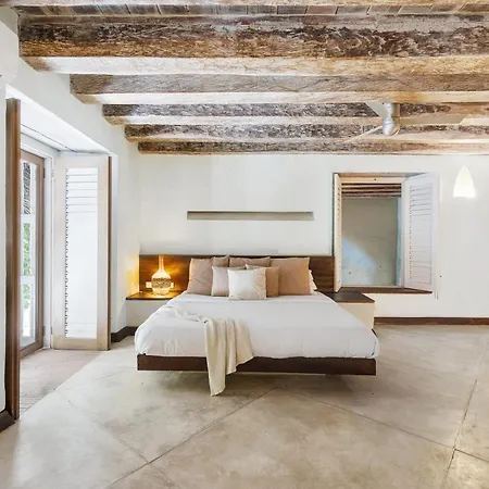 Сasa de vacaciones Casa Del Dragon - Modern Colonial Vacation Home, *