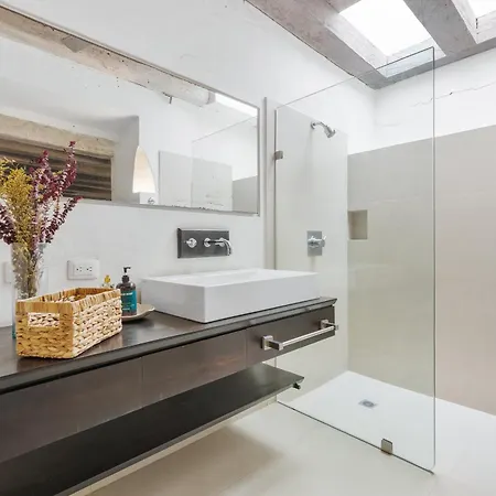 Casa Del Dragon - Modern Colonial Vacation Home, *
