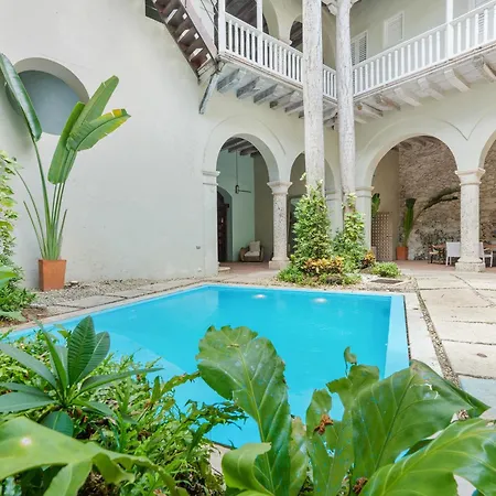 Сasa de vacaciones Casa Del Dragon - Modern Colonial Vacation Home,