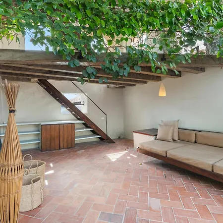 Casa Del Dragon - Modern Colonial Vacation Home, Сasa de vacaciones *