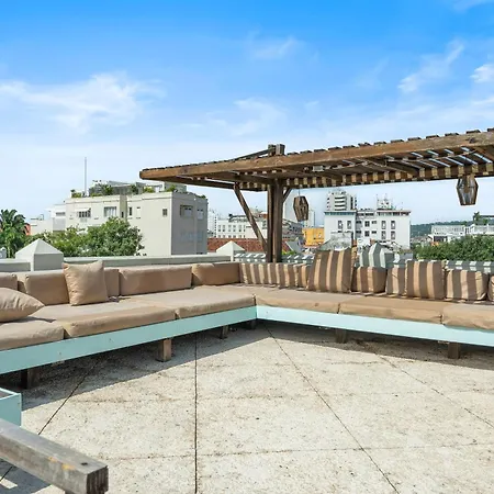 Casa Del Dragon - Modern Colonial Vacation Home, Cartagena