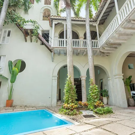Casa Del Dragon - Modern Colonial Vacation Home, * Cartagena